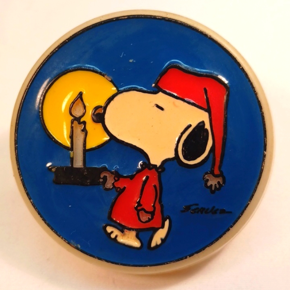 Rare 1980's Vintage Snoopy Nightlight. Working Condition.